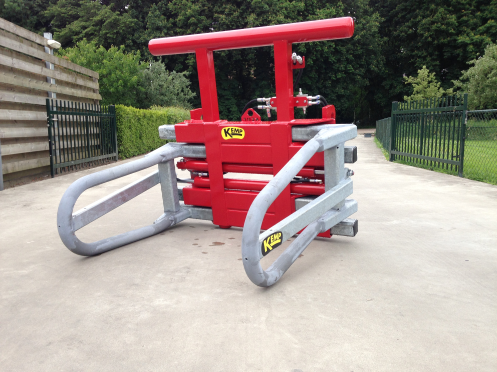 Thumbnail of XXL Rectangular Bale Clamp