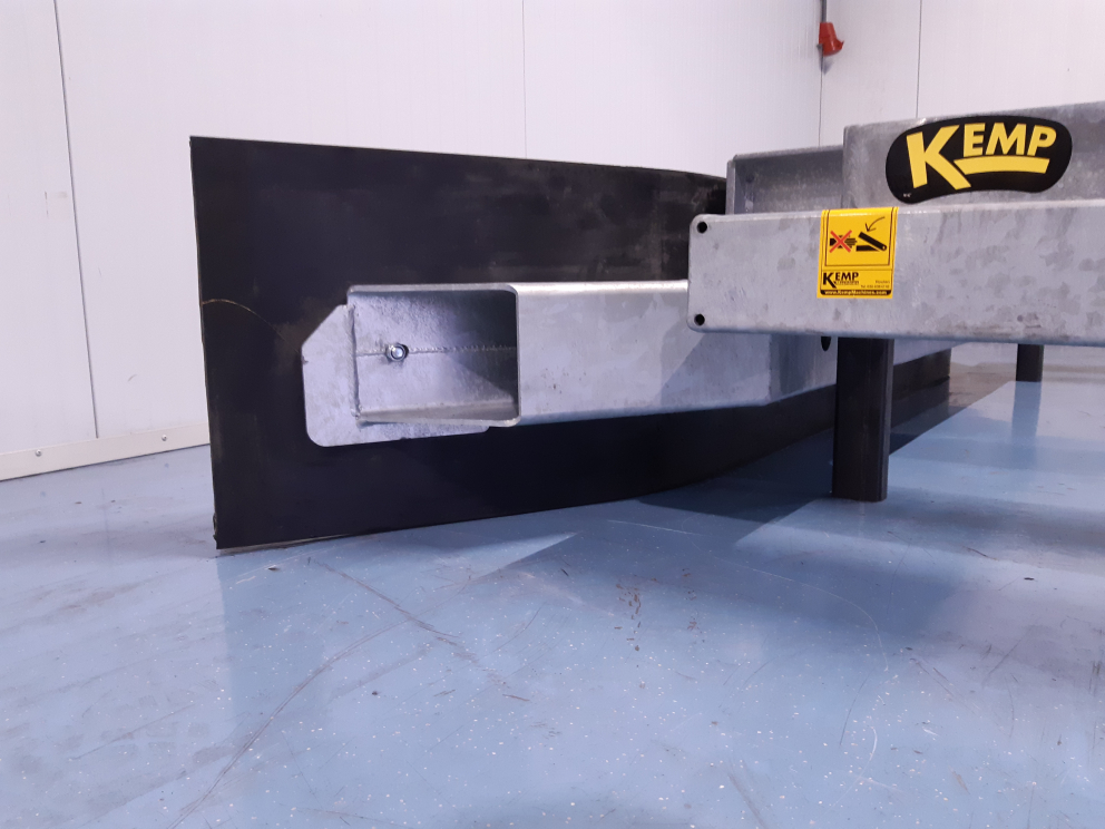 Image de Slurry Scraper with Bucket Attachment