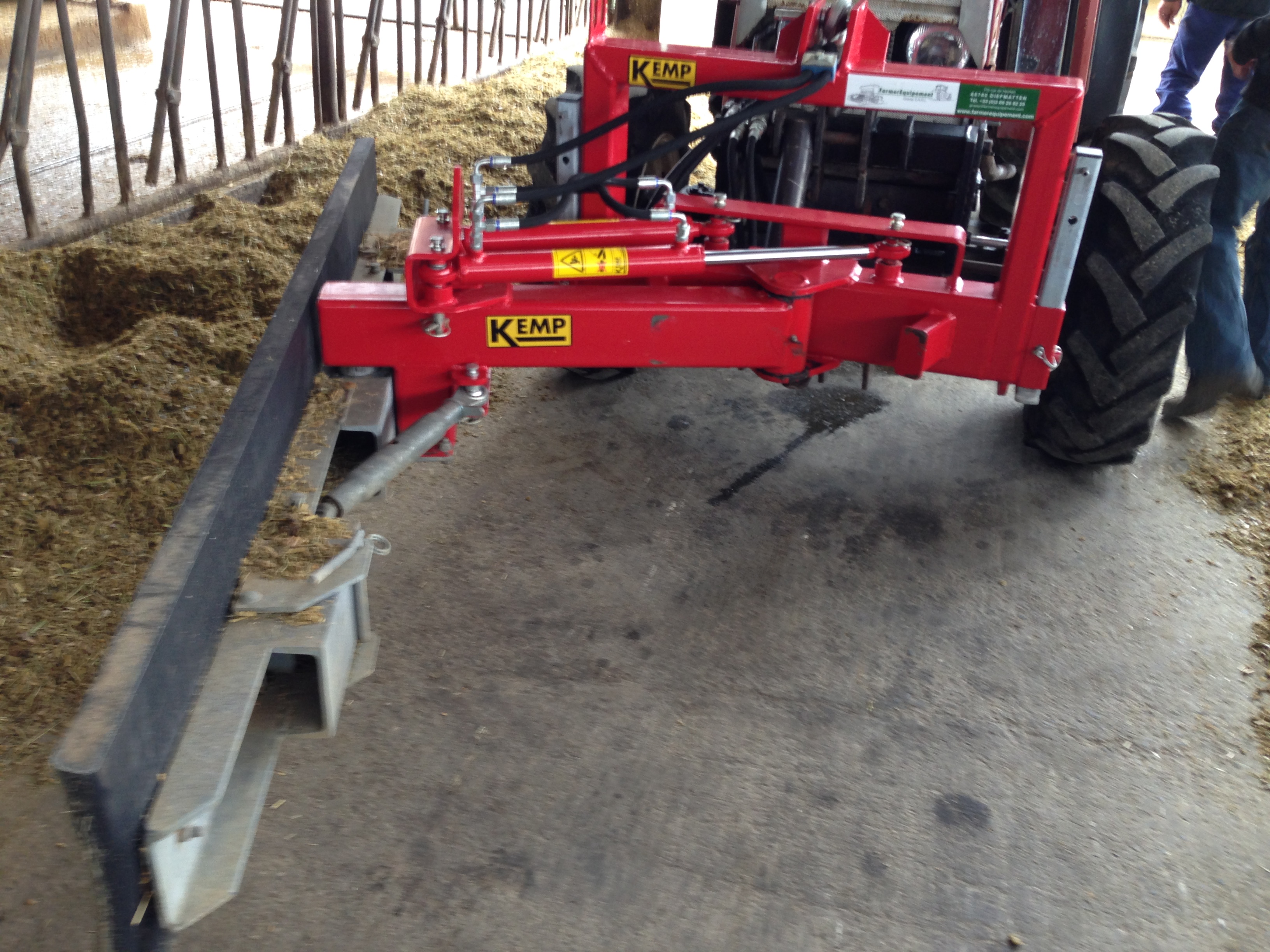 Thumbnail of Blade Forage Pusher