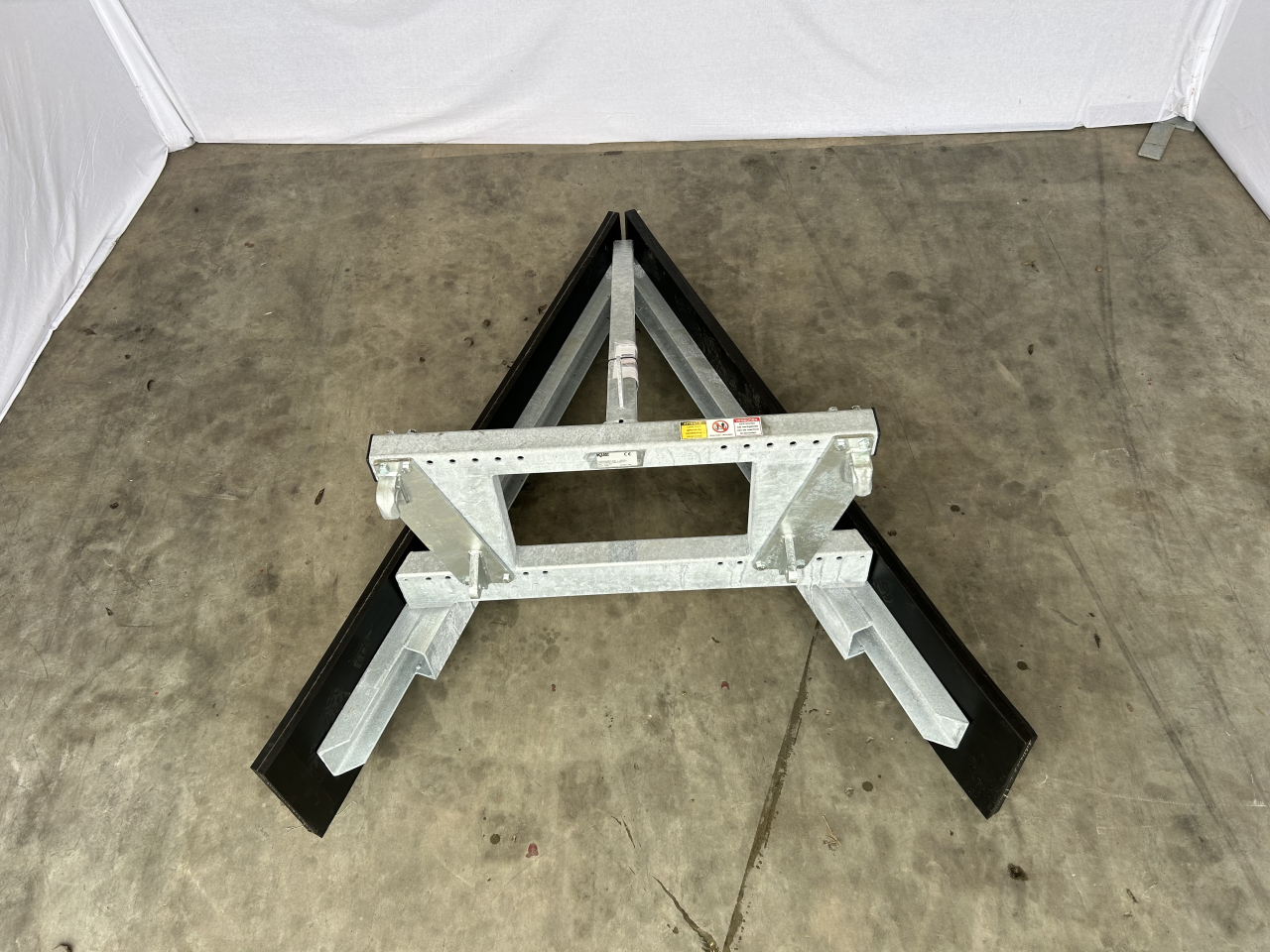 Thumbnail of V-Blade Forage Pusher